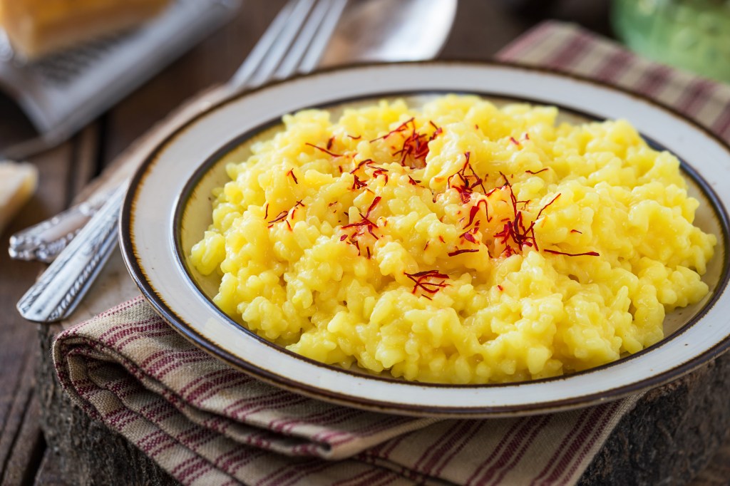 Dal risotto al panettone: Milano è la seconda città al mondo dove si mangia meglio